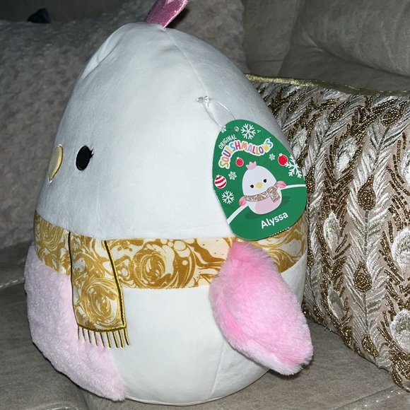 🐦Squishmallows Alyssa White Swan Gold Scwrf & Pink Crown Christmas 2023 NWT 12” - Picture 2 of 3